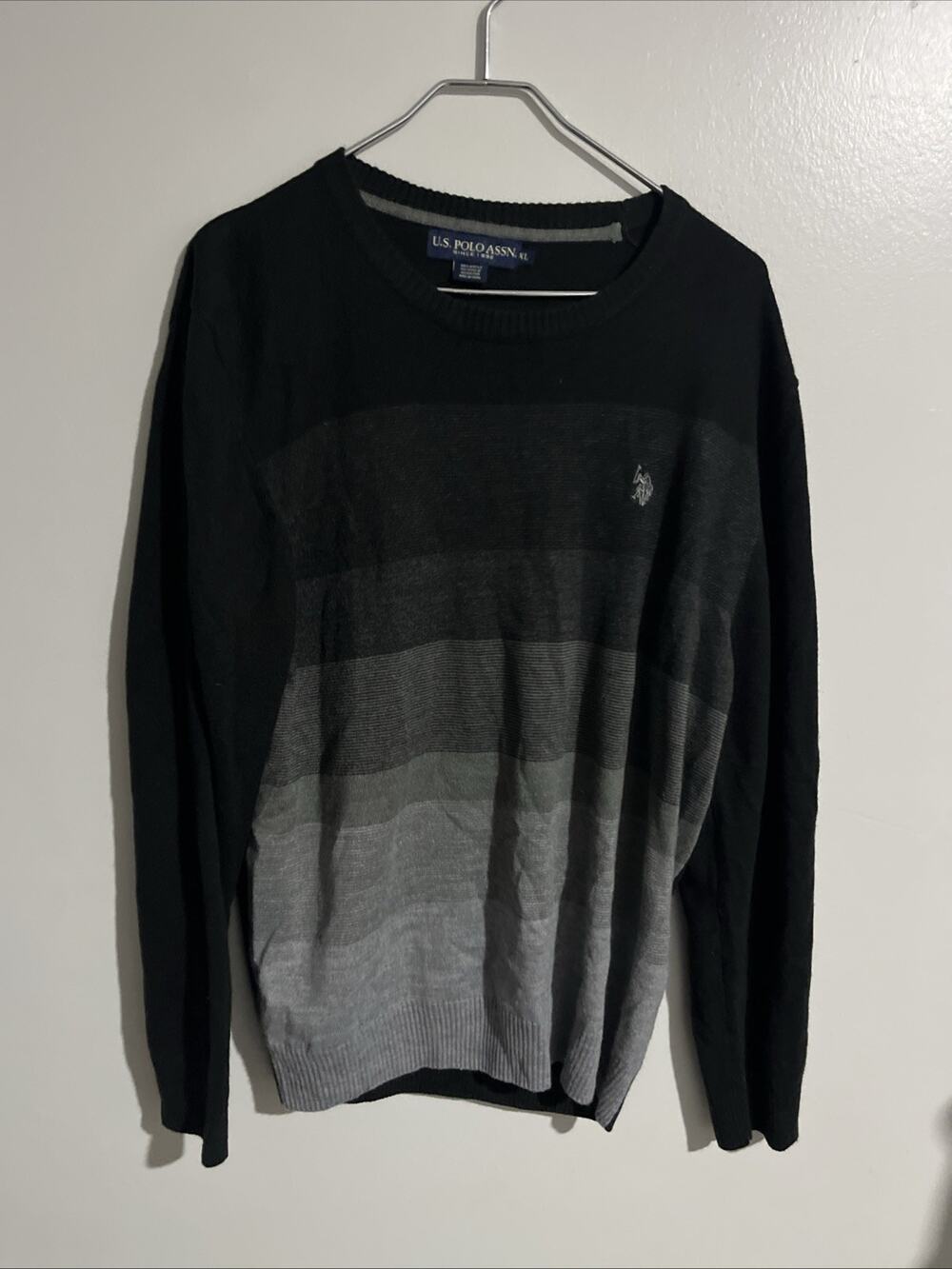 U.S. Polo Assn. Mens XL Striped Crewneck Knit Ombré Color Black & Gray Sweater